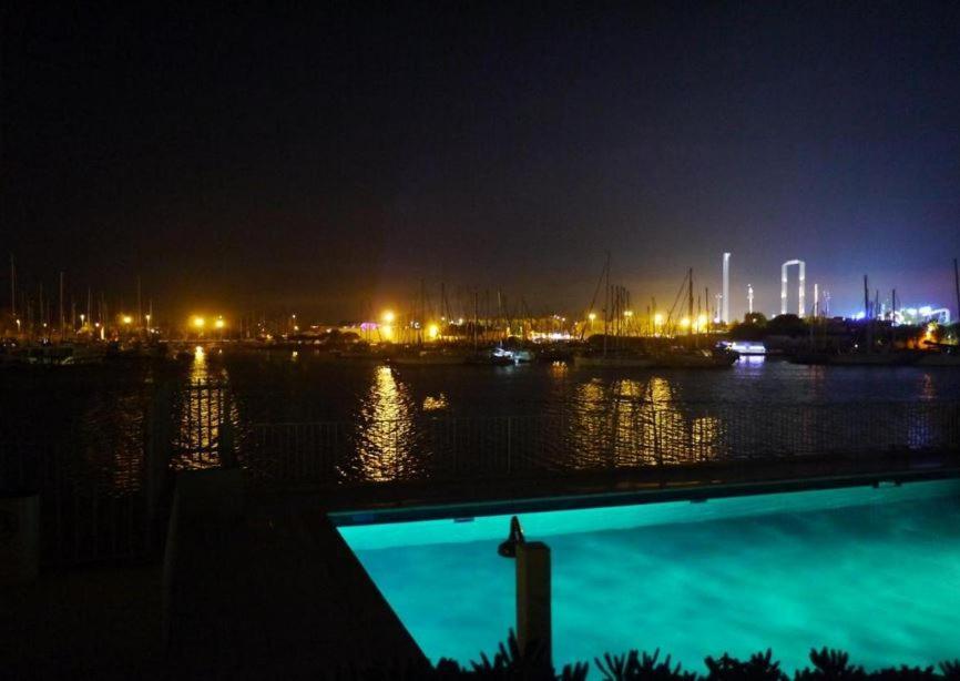 Appartement Vue Exceptionnelle Sur La Mer, Piscine, Parking Prive - Sur L'Ile Des Pecheurs 阿格德 外观 照片